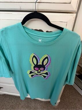 Psycho Bunny Skull Graphic size 8 Tee -  like new!